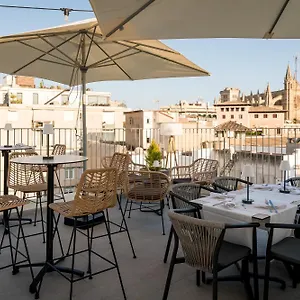 nivia-born-boutique-hotel.allmallorcahotels.com/